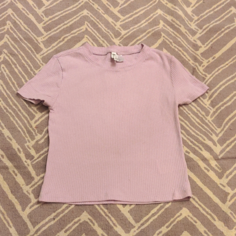 Cute H&M pink shirt